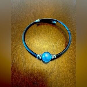 Elegant Blue Beaded Bracelet